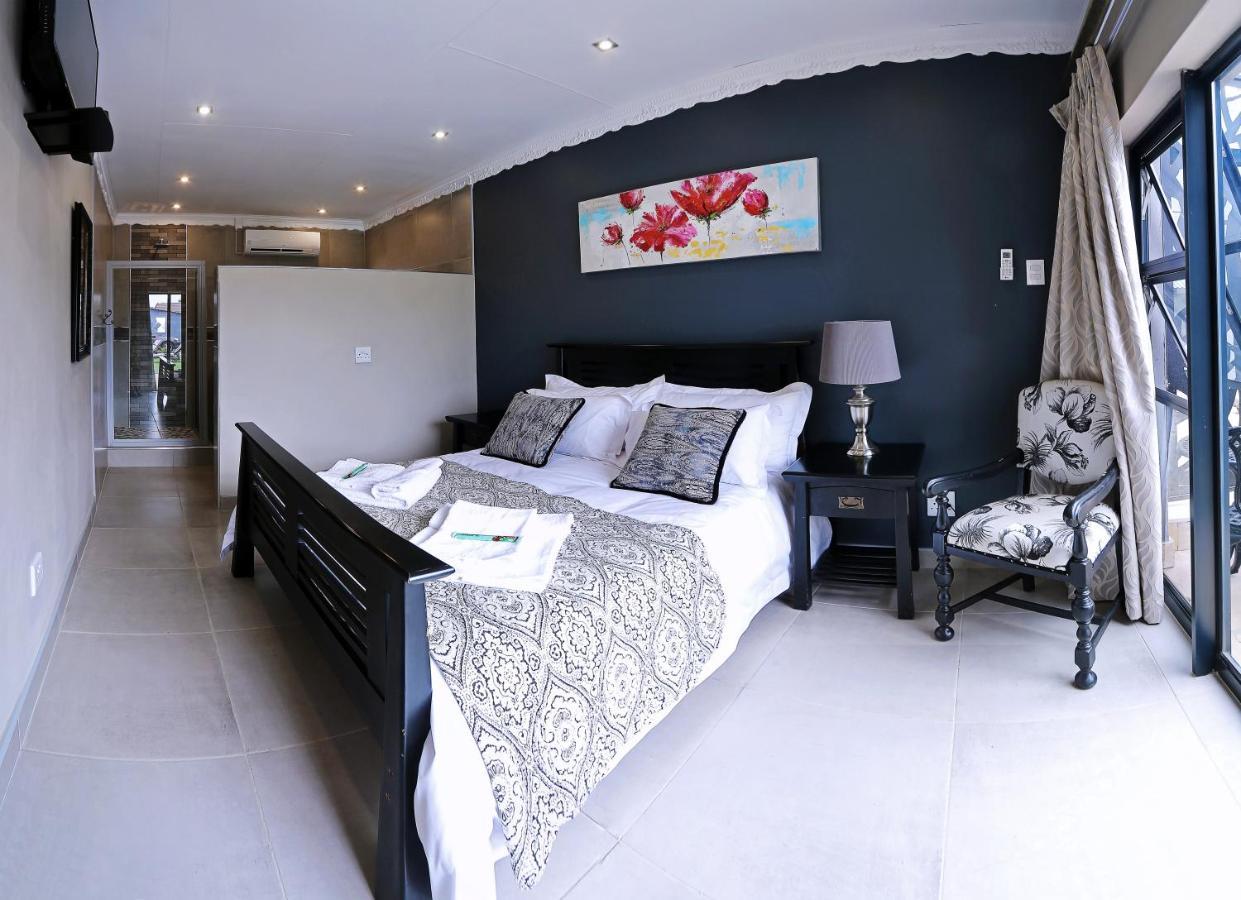 Le Grant Guesthhouse Aparthotel Kroonstad Exterior photo