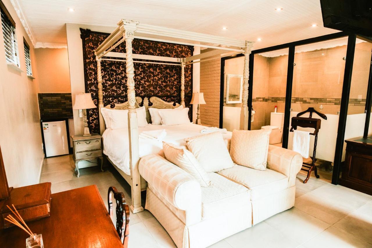 Le Grant Guesthhouse Aparthotel Kroonstad Exterior photo