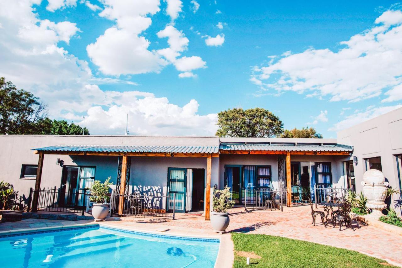 Le Grant Guesthhouse Aparthotel Kroonstad Exterior photo
